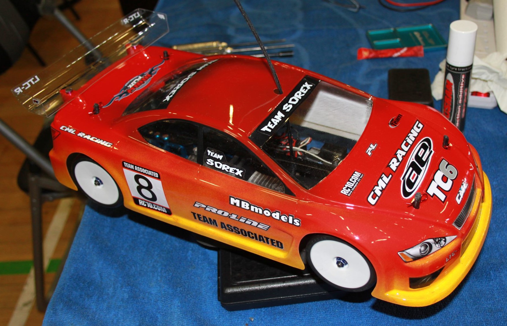 Touring car 10th scale